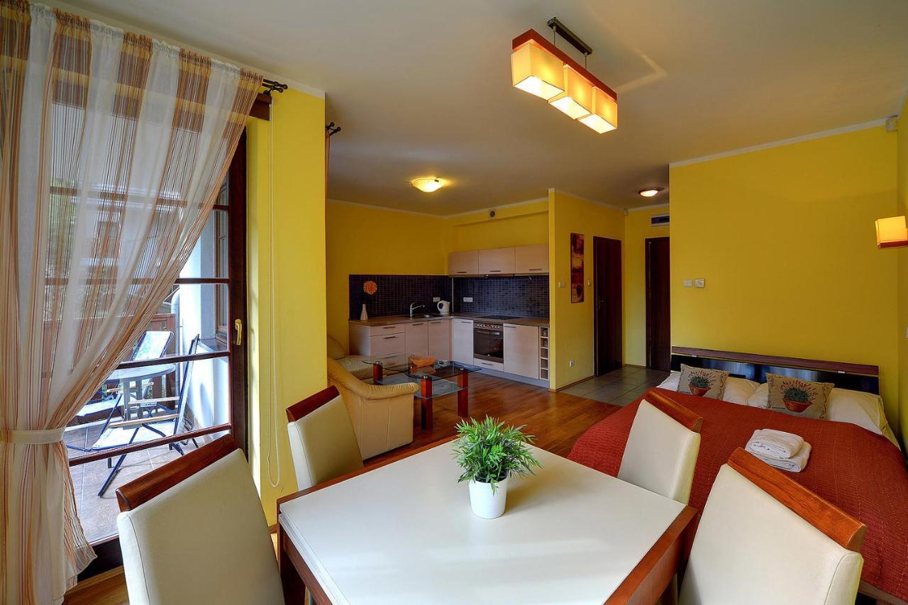Apartamenty Sun Seasons 24 - Rezydencja Pod Swierkami Centrum 卡尔帕奇 外观 照片